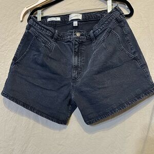 COPY - Universal Thread - High Rise Midi Shorts - Women’s Sz 12